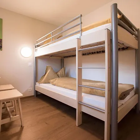 ホテル ユングフラウ 3*