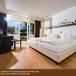 Jungfrau 3* Wilderswil