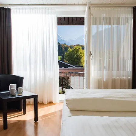 Hotel Jungfrau 3*