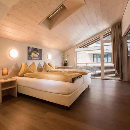 Jungfrau 3* Wilderswil