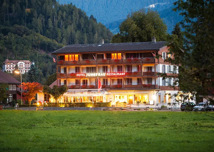 Hotel Jungfrau 3*